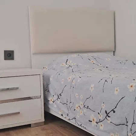 Eligible Furnished Flat In Konyaalti דירה אנטליה